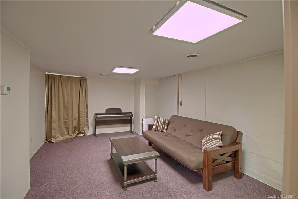 1174 Jackson Loop Road Flat Rock, NC 28731 - Photo 21 of 24 Gallery Image 21