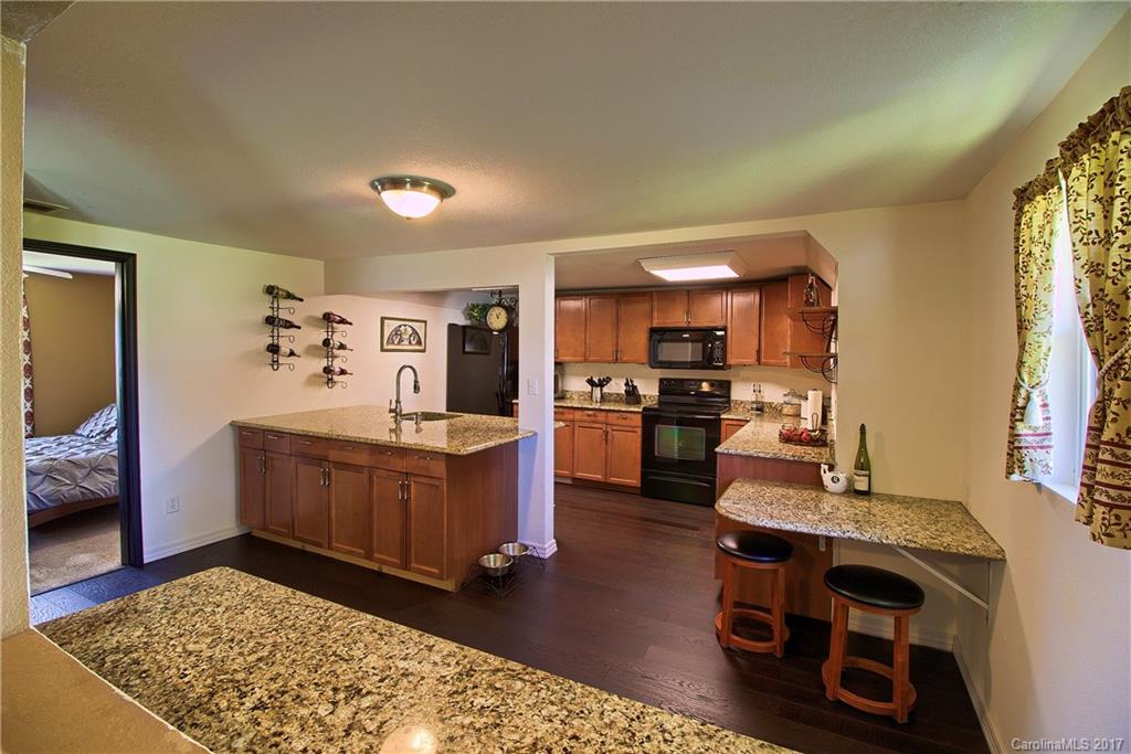 1174 Jackson Loop Road Flat Rock, NC 28731 - Photo 9 of 24 Gallery Image 9