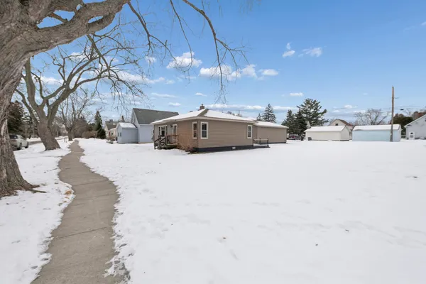 $230,000 | 2814 East 4th Street, Superior, WI 54880
