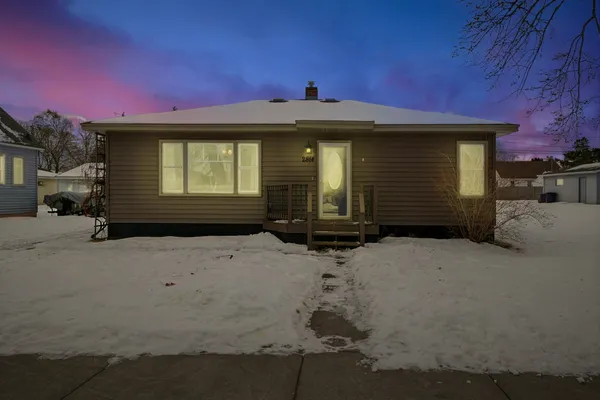$230,000 | 2814 East 4th Street, Superior, WI 54880