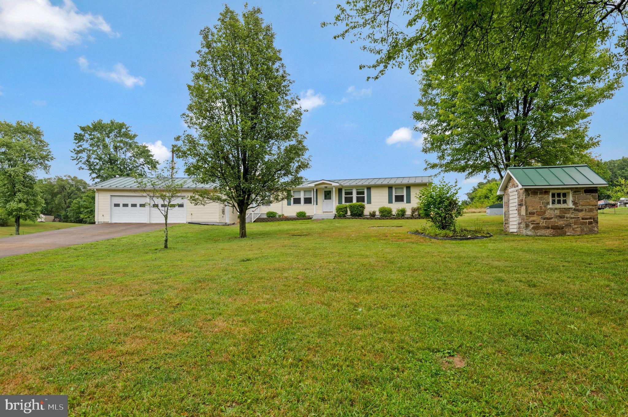 3505 Logmill Road Catharpin, VA 20143 - Photo 5 of 35 Gallery Image 5
