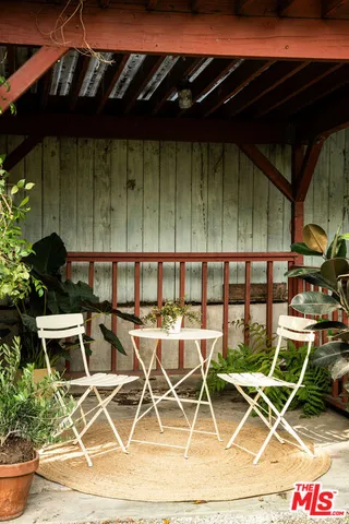 $1,997,000 | 1967 Myra Avenue, Los Angeles, CA 90027