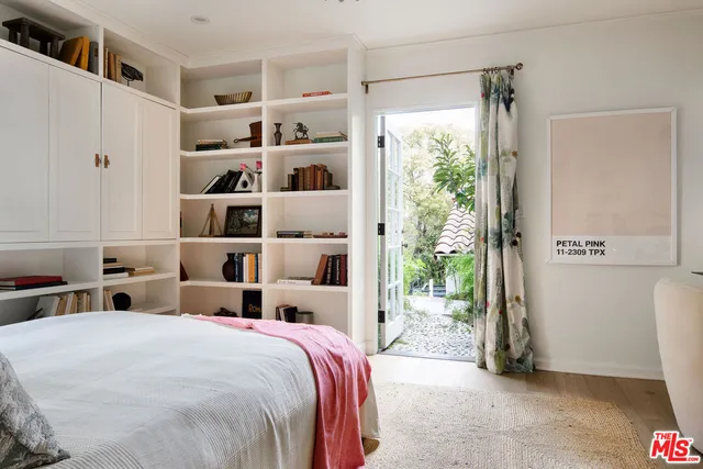 $1,997,000 | 1967 Myra Avenue, Los Angeles, CA 90027