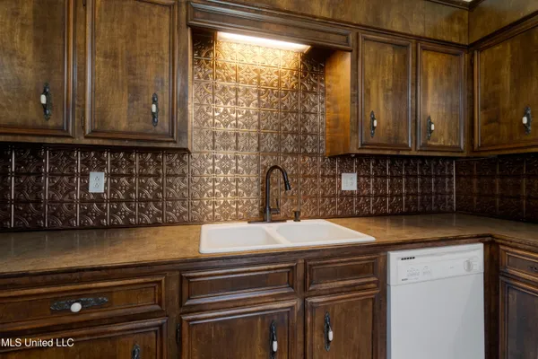 $289,000 | 557 Old Highway 49, Seminary, MS 39479