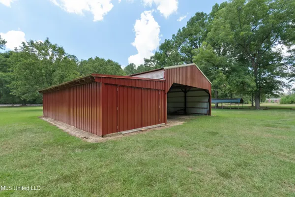 $289,000 | 557 Old Highway 49, Seminary, MS 39479