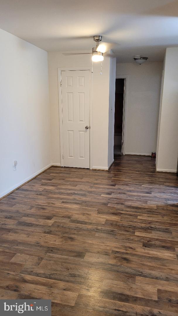 2848 Annandale Road, Unit 123 Falls Church, VA 22042 - Photo 11 of 19 Dining Area/Coat rack