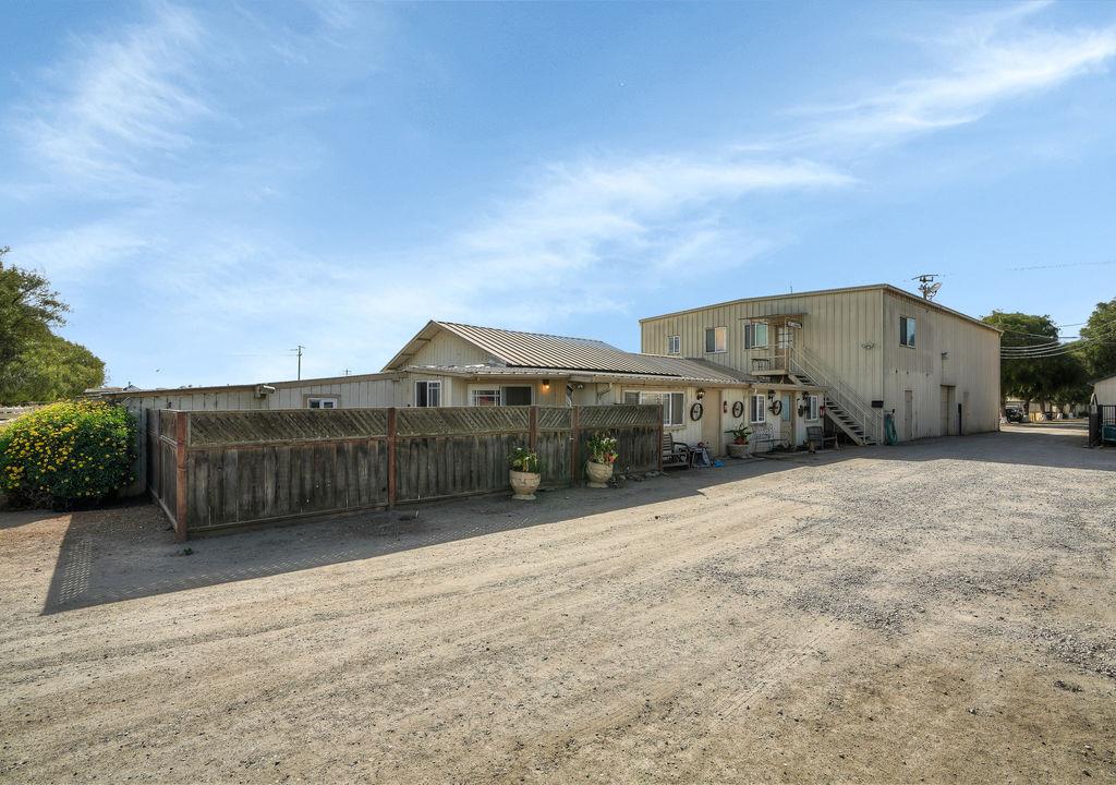 24000 Potter Road Salinas, CA 93908 - Photo 24 of 38 Gallery Image 24