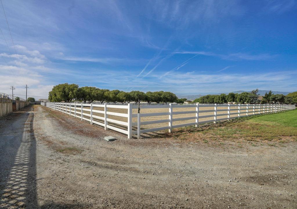 24000 Potter Road Salinas, CA 93908 - Photo 34 of 38 Gallery Image 34
