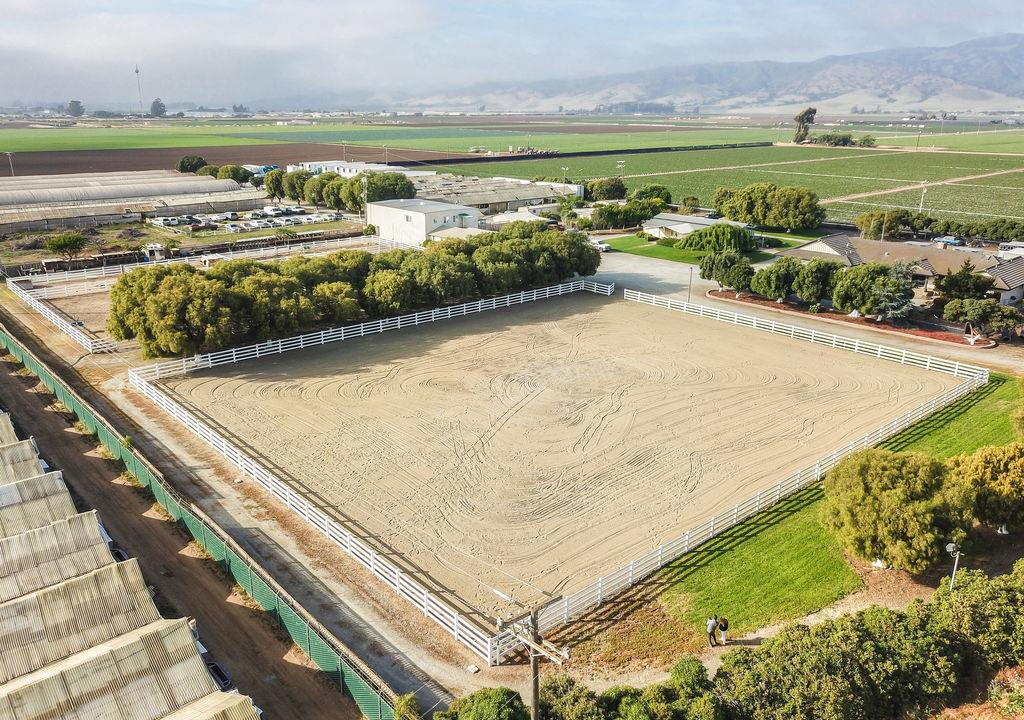 24000 Potter Road Salinas, CA 93908 - Photo 7 of 38 Gallery Image 7