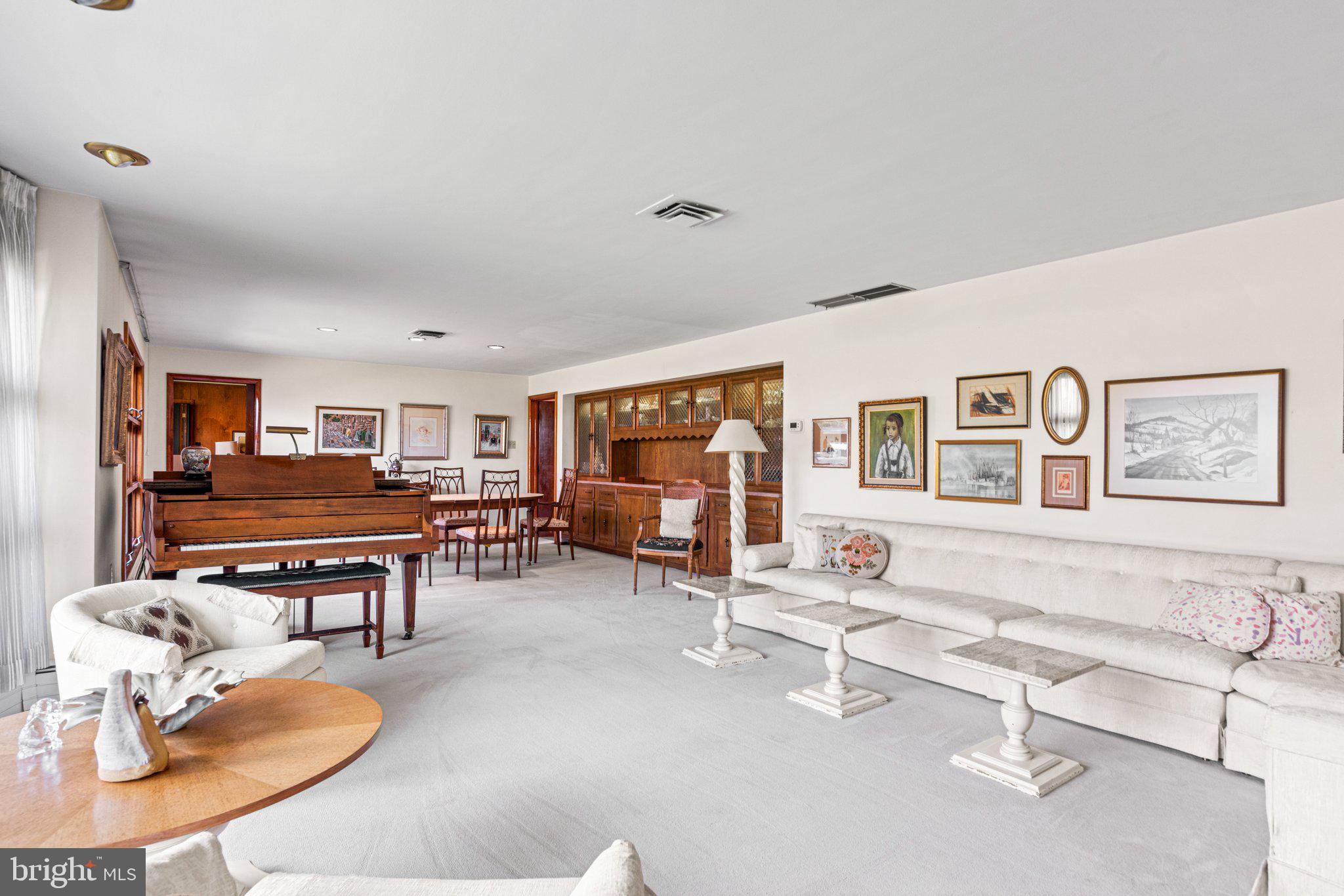1625 Mitchell Road Harrisburg, PA 17110 - Photo 17 of 38 Gallery Image 17