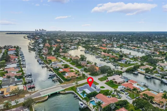 $1,595,000 | 2000 Kansas Avenue Northeast, St. Petersburg, FL 33703