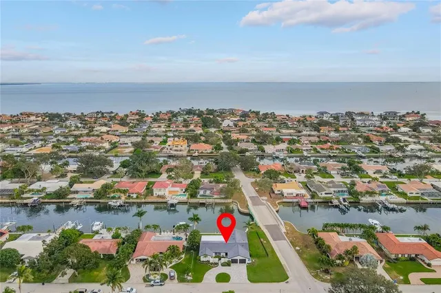 $1,595,000 | 2000 Kansas Avenue Northeast, St. Petersburg, FL 33703