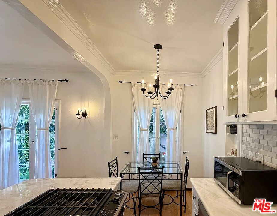 854 4th Street Santa Monica, CA 90403 - Photo 12 of 29