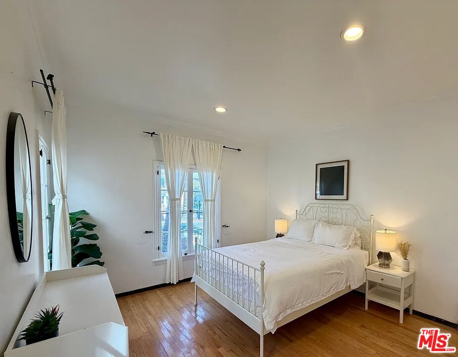854 4th Street Santa Monica, CA 90403 - Photo 14 of 29