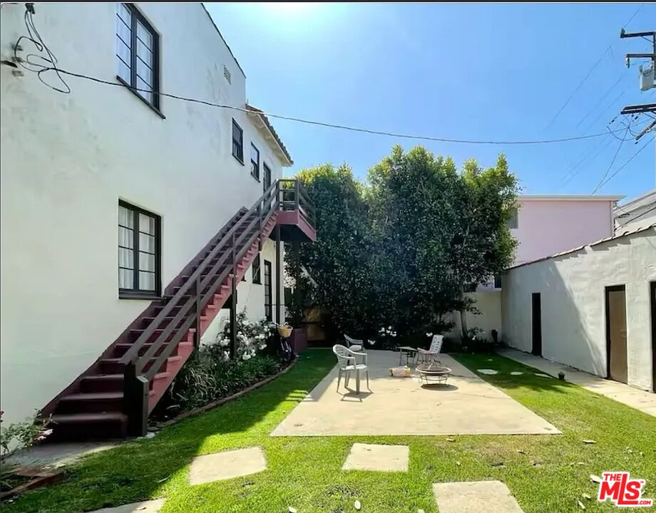 854 4th Street Santa Monica, CA 90403 - Photo 28 of 29