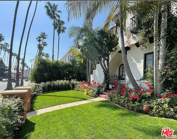$5,900 | 854 4th Street, Santa Monica, CA 90403