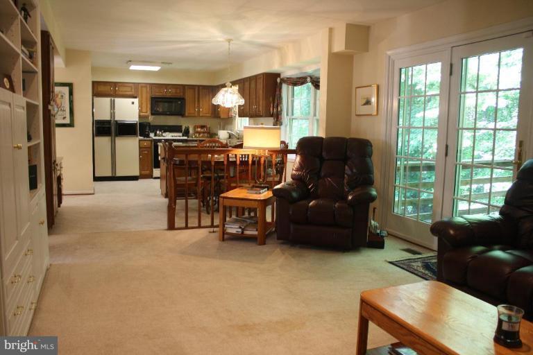 9309 Janphil Lane Springfield, VA 22153 - Photo 20 of 24 Family Room #2