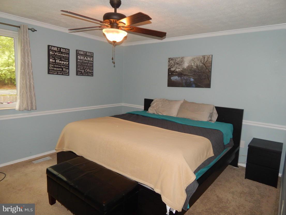 Bedroom (Master)