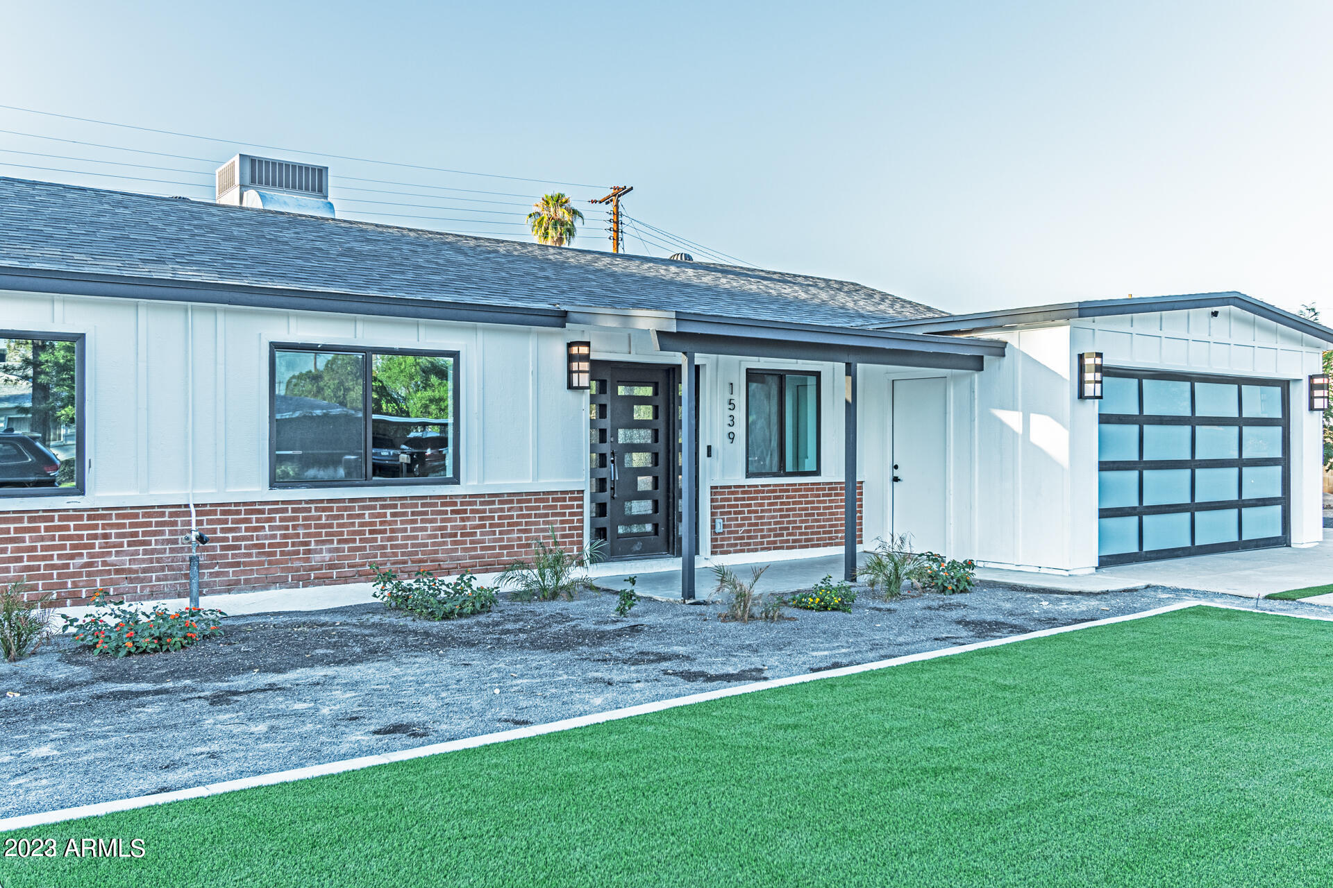 1539 West Puget Avenue Phoenix, AZ 85021 - Photo 25 of 27 a view of outdoor space yard and front view of a house