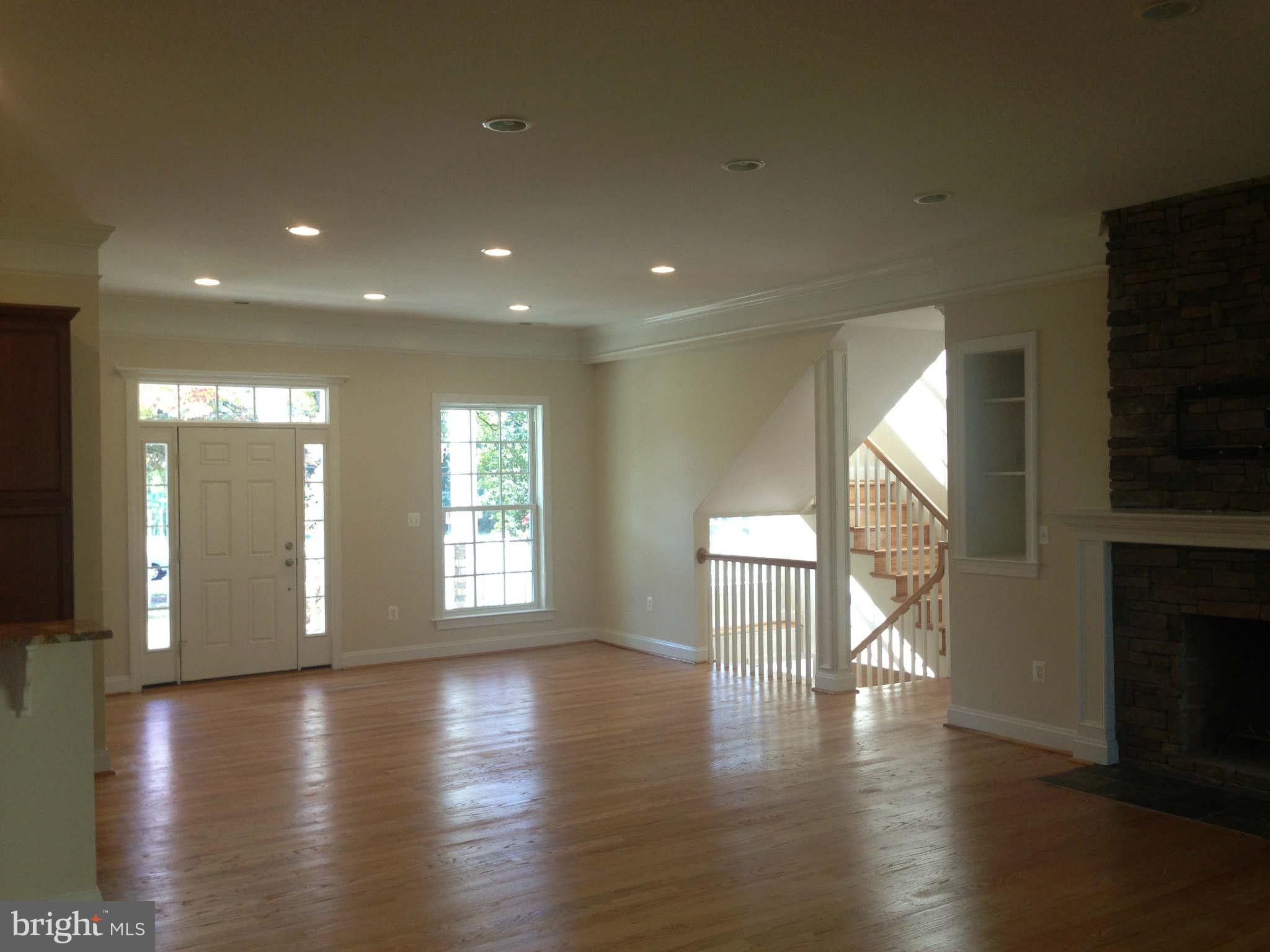 9823 Old Georgetown Road Bethesda, MD 20814 - Photo 8 of 23 Interior (General)