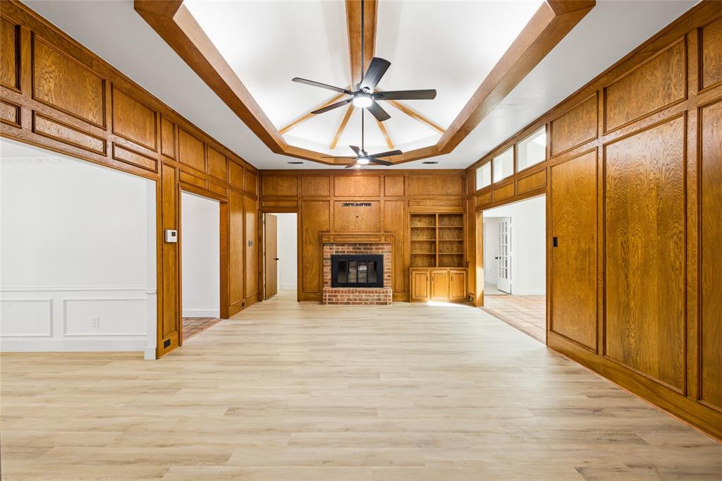 2012 Cross Bend Road Plano, TX 75023 - Photo 8 of 38