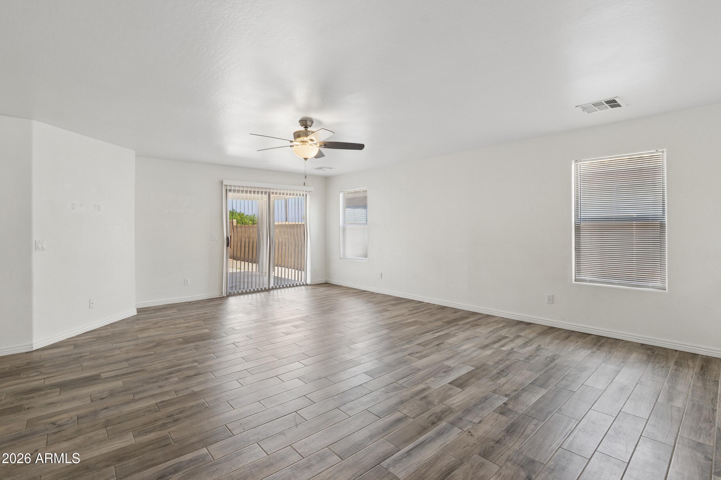 45618 West Sheridan Road Maricopa, AZ 85139 - Photo 16 of 59 16_img_8508