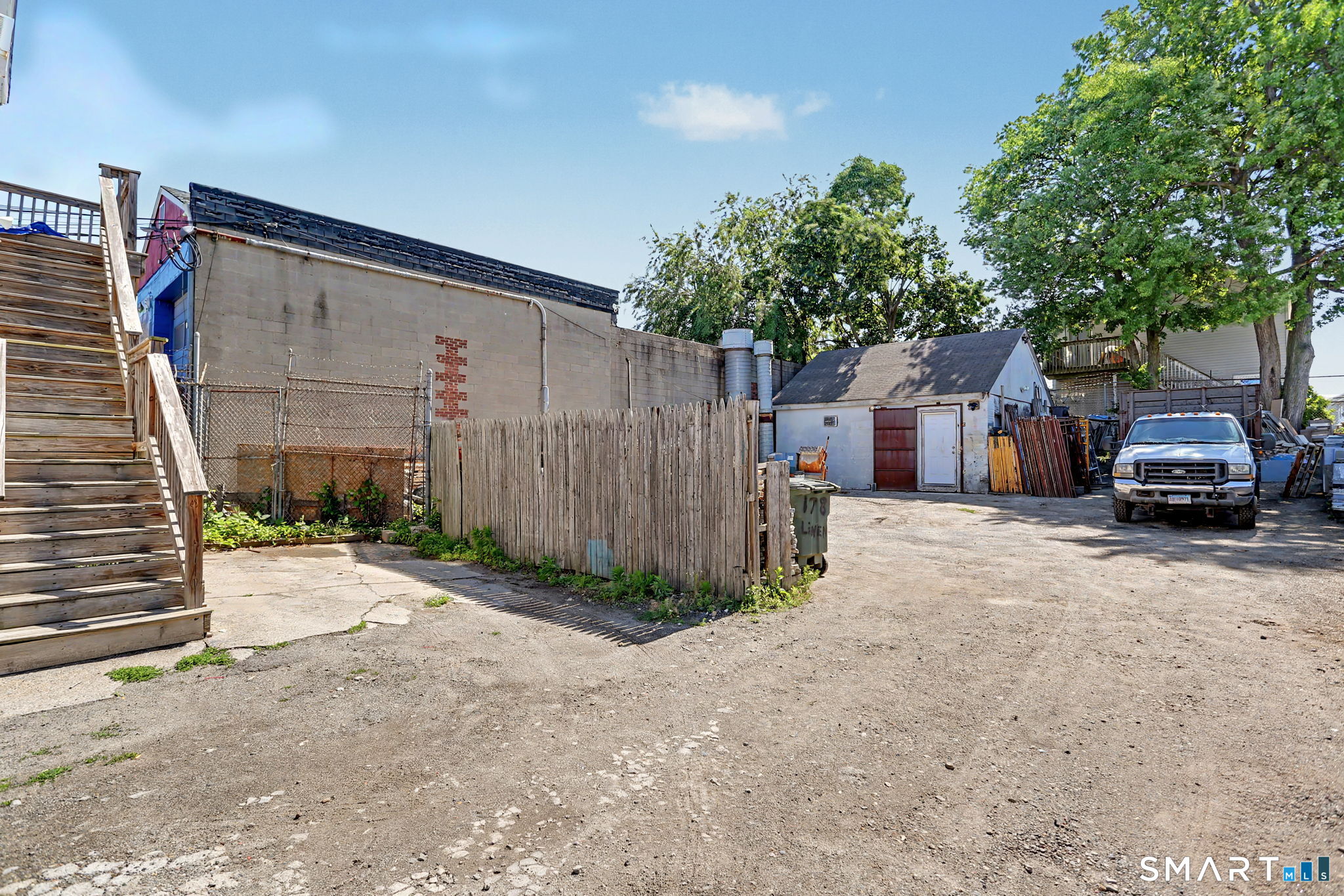 178 Linen Avenue Bridgeport, CT 06604 - Photo 19 of 29