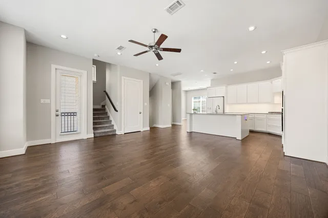 $450,000 | 1224 Murrayhill Drive, Houston, TX 77043