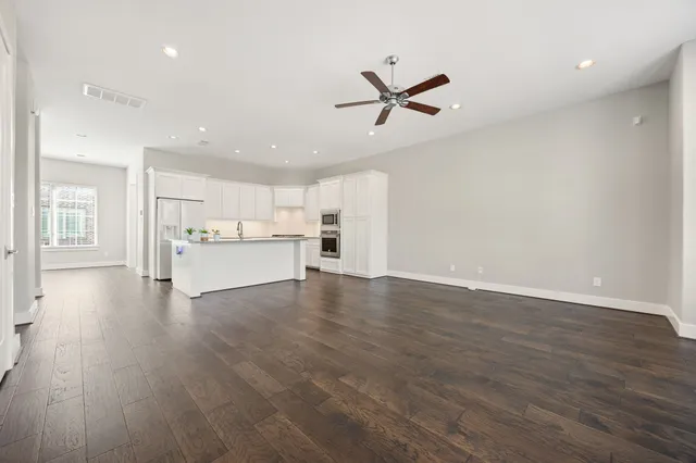 $450,000 | 1224 Murrayhill Drive, Houston, TX 77043