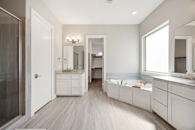 $450,000 | 1224 Murrayhill Drive, Houston, TX 77043