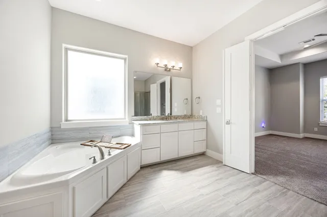 $450,000 | 1224 Murrayhill Drive, Houston, TX 77043