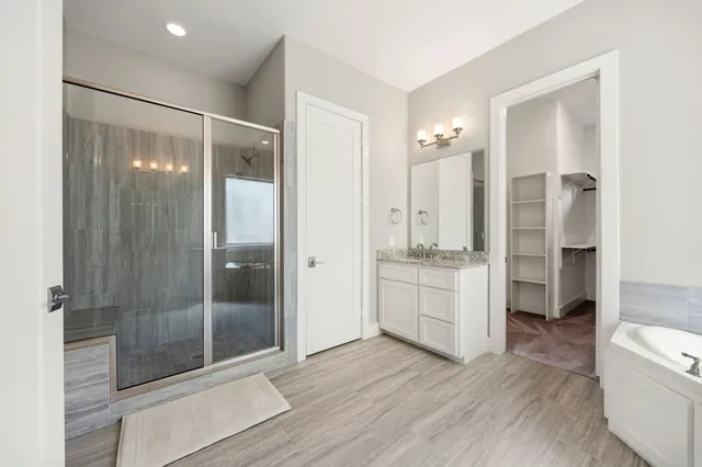 $450,000 | 1224 Murrayhill Drive, Houston, TX 77043