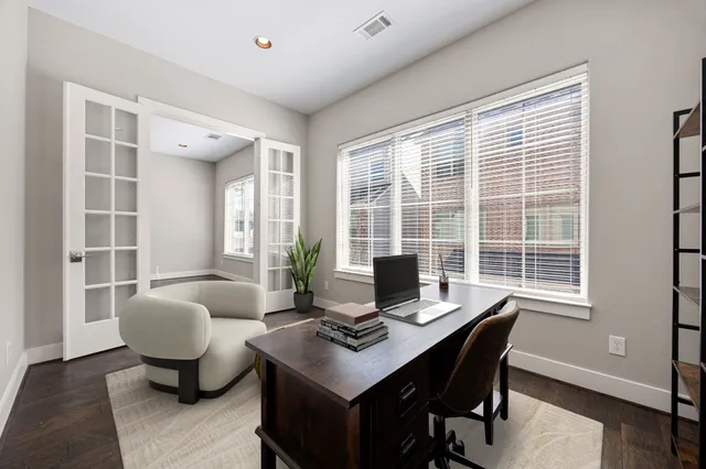 $450,000 | 1224 Murrayhill Drive, Houston, TX 77043