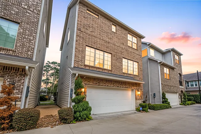 $450,000 | 1224 Murrayhill Drive, Houston, TX 77043