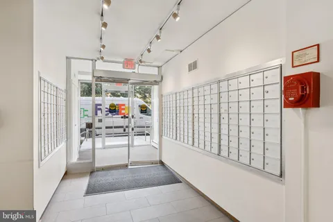 $320,000 | 4200 Cathedral Avenue Northwest, Unit 812, Washington, DC 20016