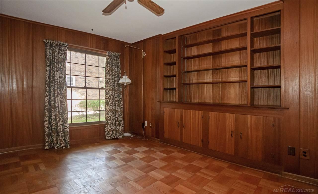88 Roslyn Road Grosse Pointe Shores, MI 48236 - Photo 23 of 43