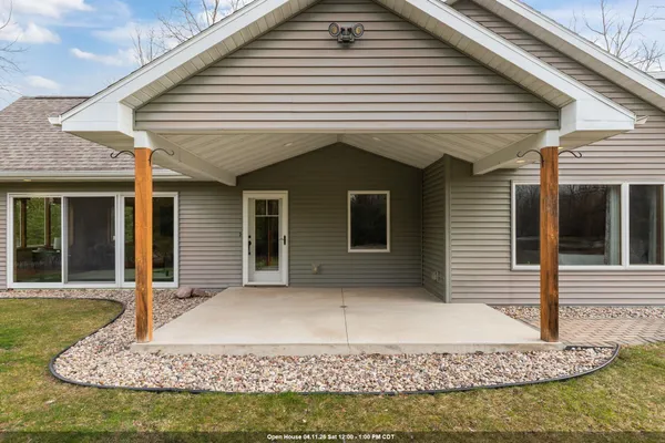 $595,000 | N3573 County Rd A, Black Creek, WI 54106