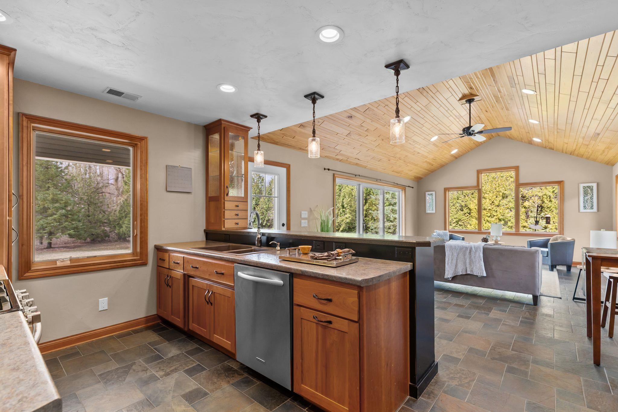 N3573 County Rd A Black Creek, WI 54106 - Photo 13 of 68