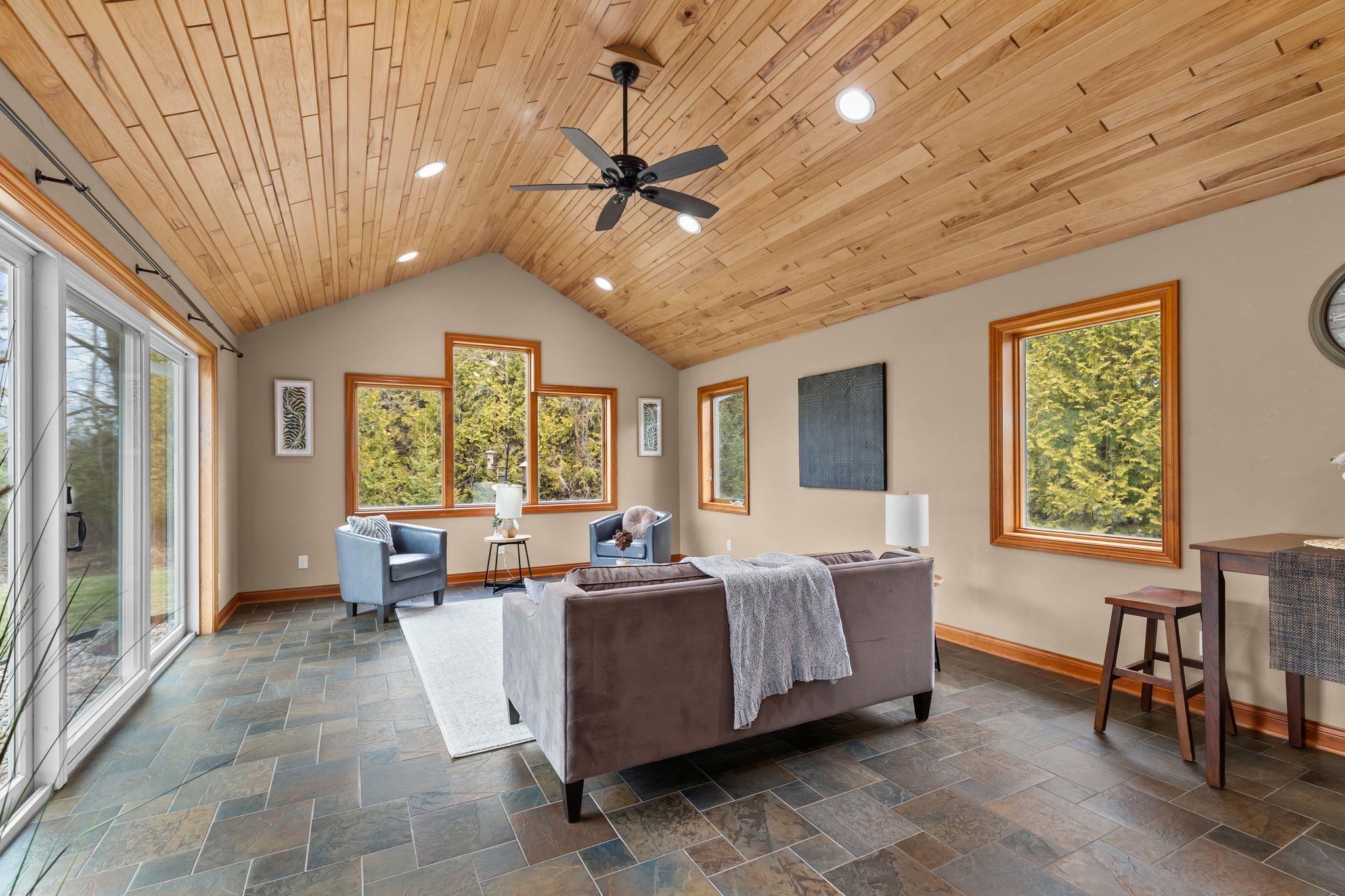 N3573 County Rd A Black Creek, WI 54106 - Photo 10 of 68