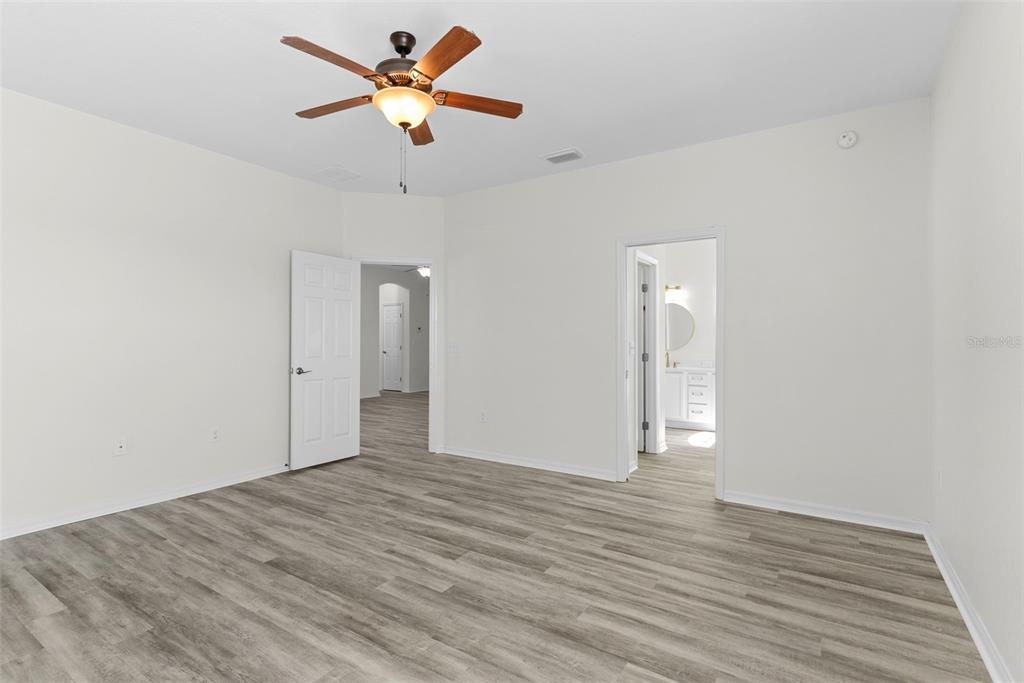 4747 Mandolin Loop Winter Haven, FL 33884 - Photo 18 of 35