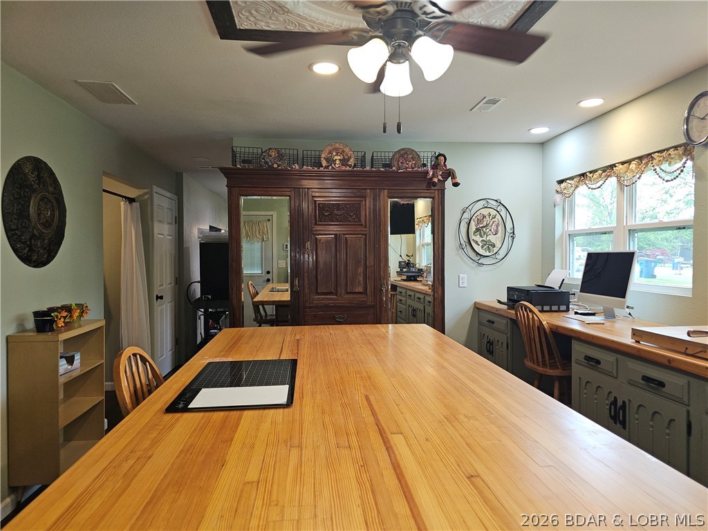 1014 Railroad Pond Road Eldon, MO 65026 - Photo 20 of 53