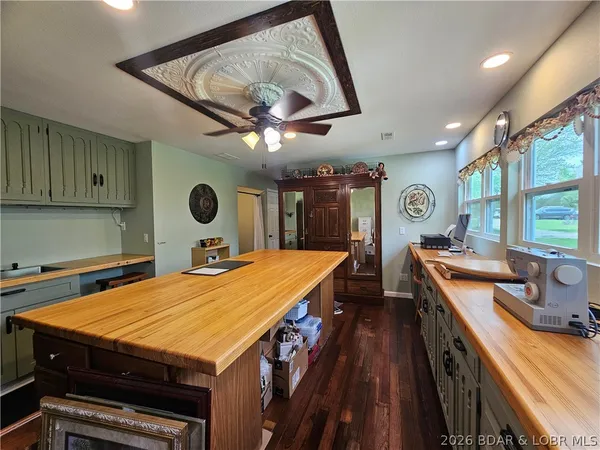 $419,000 | 1014 Railroad Pond Road, Eldon, MO 65026
