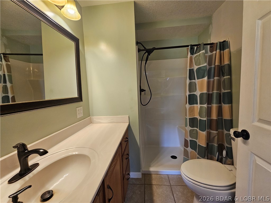 1014 Railroad Pond Road Eldon, MO 65026 - Photo 28 of 53