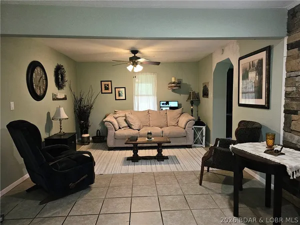 $419,000 | 1014 Railroad Pond Road, Eldon, MO 65026