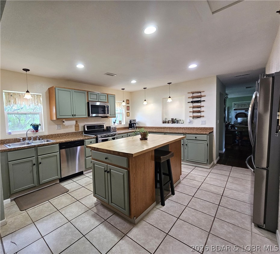 1014 Railroad Pond Road Eldon, MO 65026 - Photo 8 of 53