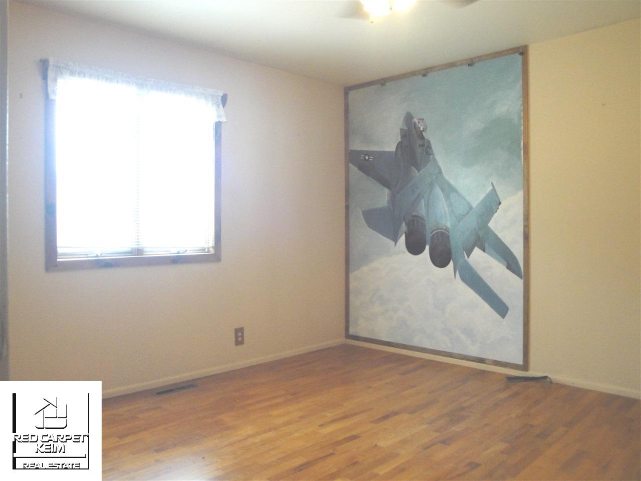 8488 East Bristol Road Davison, MI 48423 - Photo 15 of 57 21448631-14.JPG