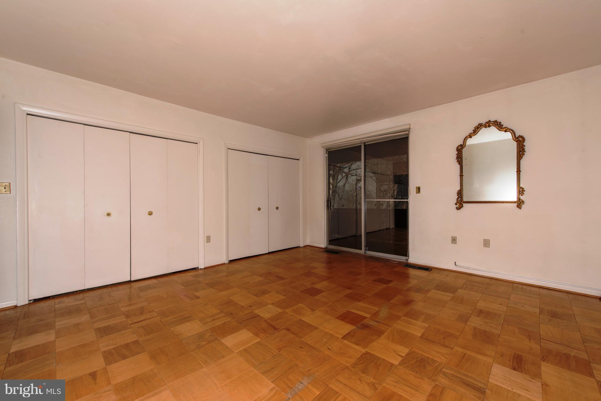 17 Hamill Road, Unit 17F Baltimore, MD 21210 - Photo 12 of 22 Bedroom (Master)