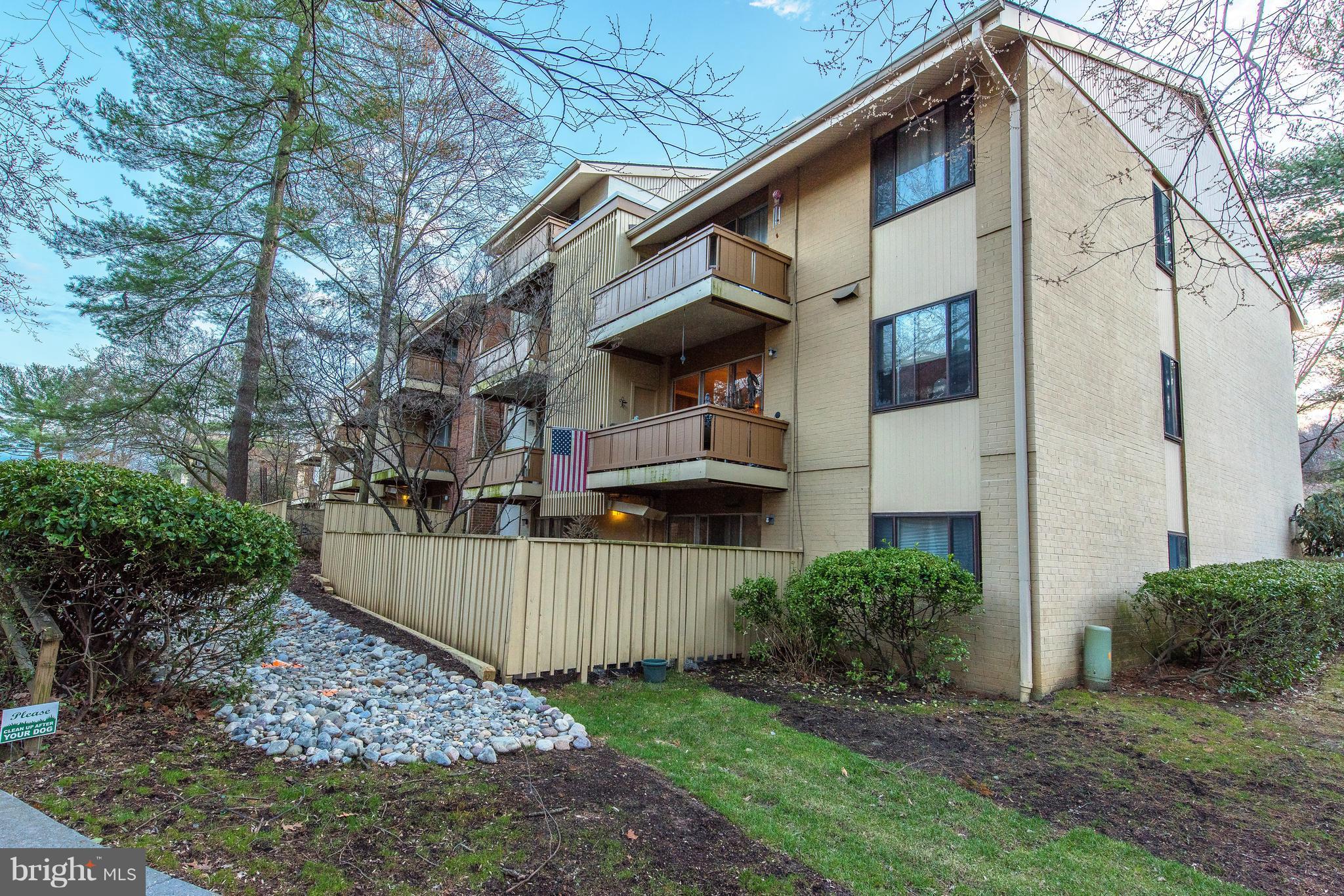 17 Hamill Road, Unit 17F Baltimore, MD 21210 - Photo 16 of 22 Exterior (Rear)