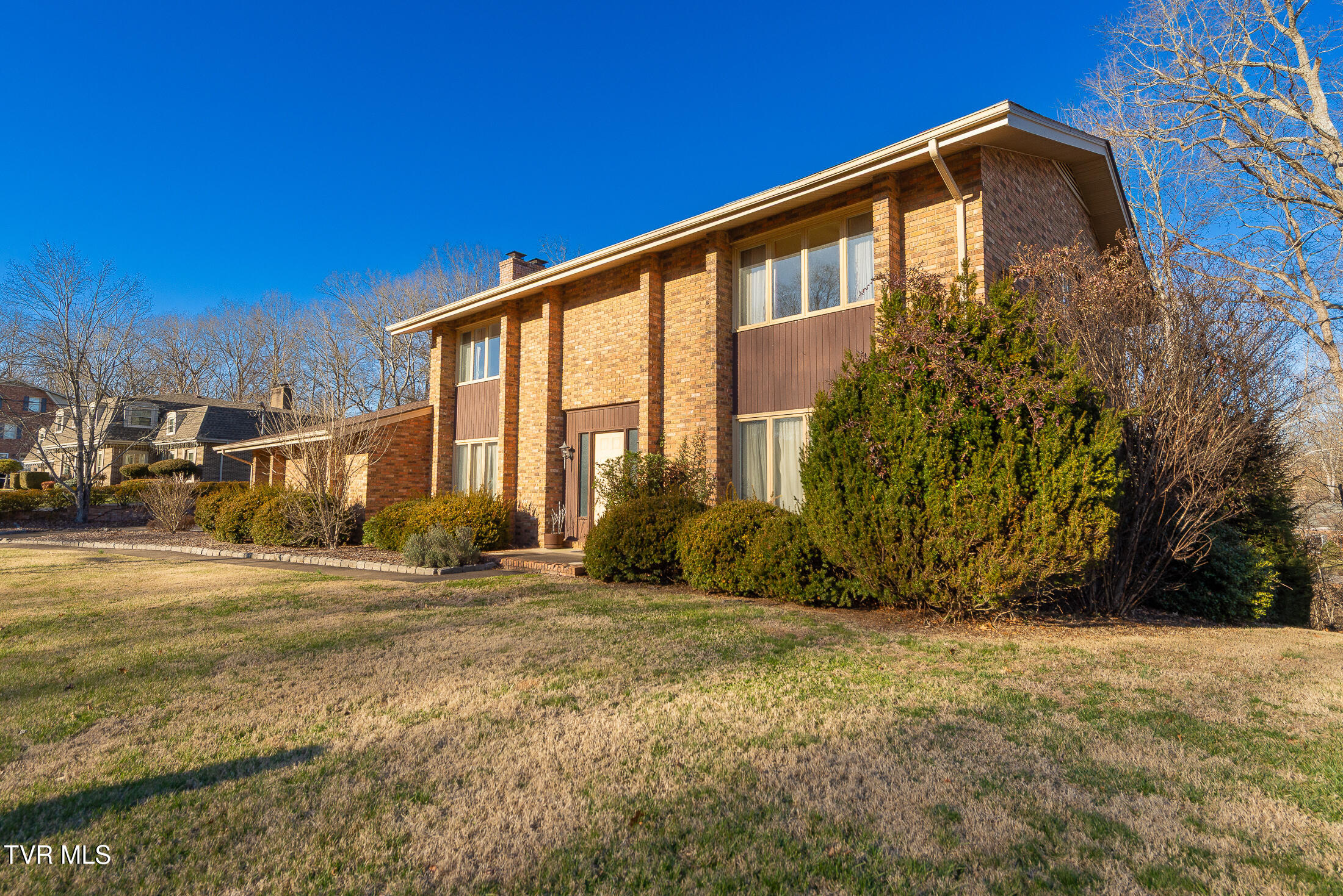 2616 Suffolk Street Kingsport, TN 37660 - Photo 2 of 40 exterior