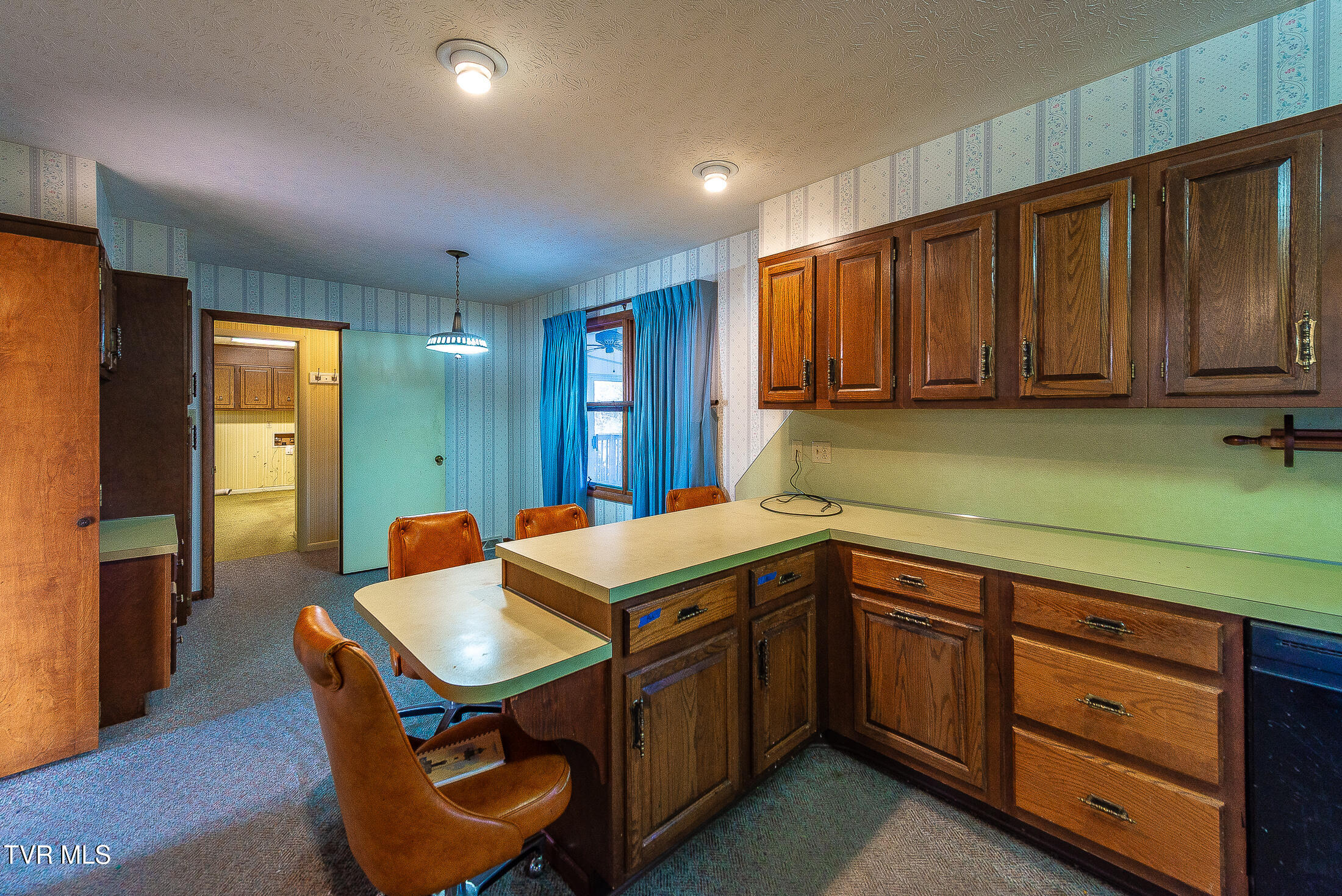 2616 Suffolk Street Kingsport, TN 37660 - Photo 10 of 40 DSC_5434